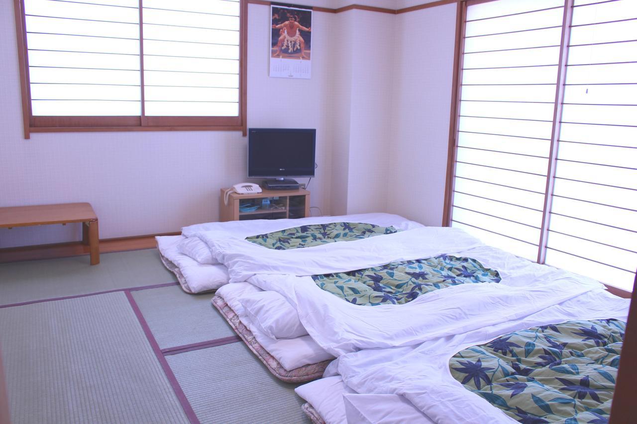 Fuji-Shi Business Hotel Furuiya Ryokan Fudzsi Kültér fotó