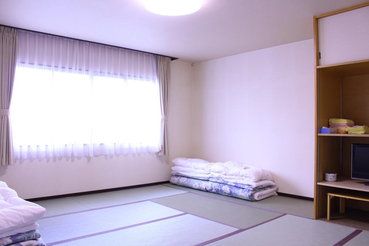 Fuji-Shi Business Hotel Furuiya Ryokan Fudzsi Kültér fotó